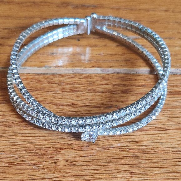 Fashion Bracelet * Bundle and Save! - Picture 6 of 7